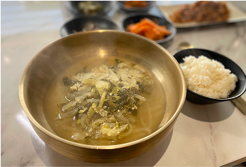 대표메뉴 - 정겨운 콩가루시래기국밥 이미지