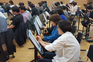 꿈다락 가족합창단 사진