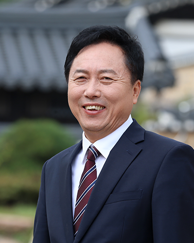권기창